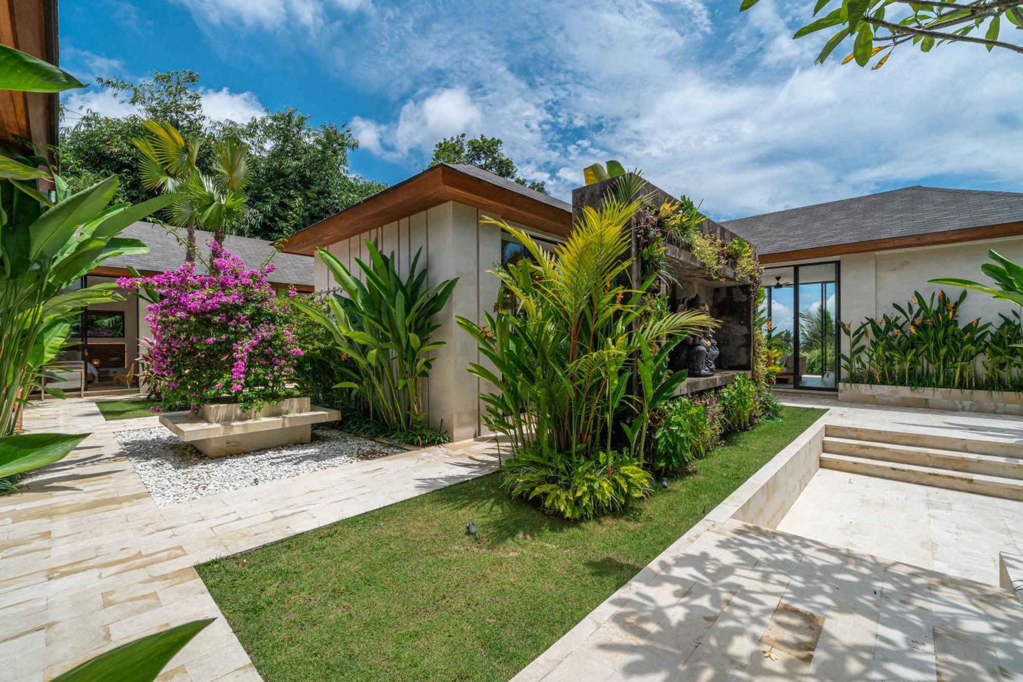Rosita - Stunning 5br - Sauna, Gym, Rice Field Views Villa *