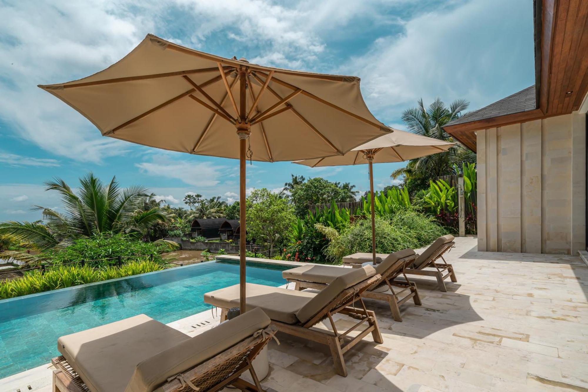 Rosita - Stunning 5br - Sauna, Gym, Rice Field Views Ubud (Bali)
