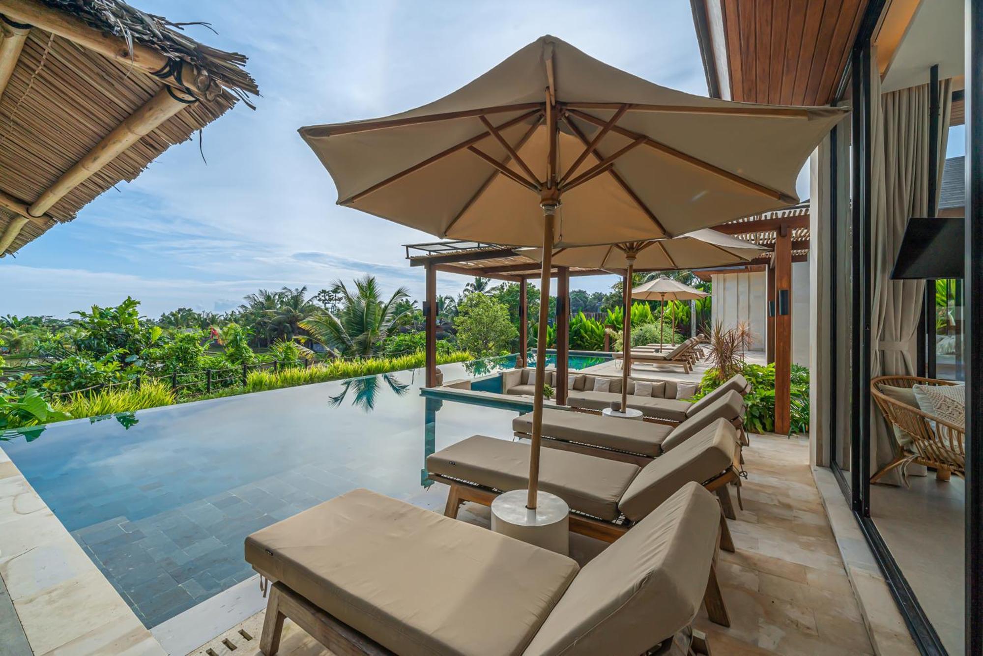 Rosita - Stunning 5br - Sauna, Gym, Rice Field Views Villa Ubud (Bali)