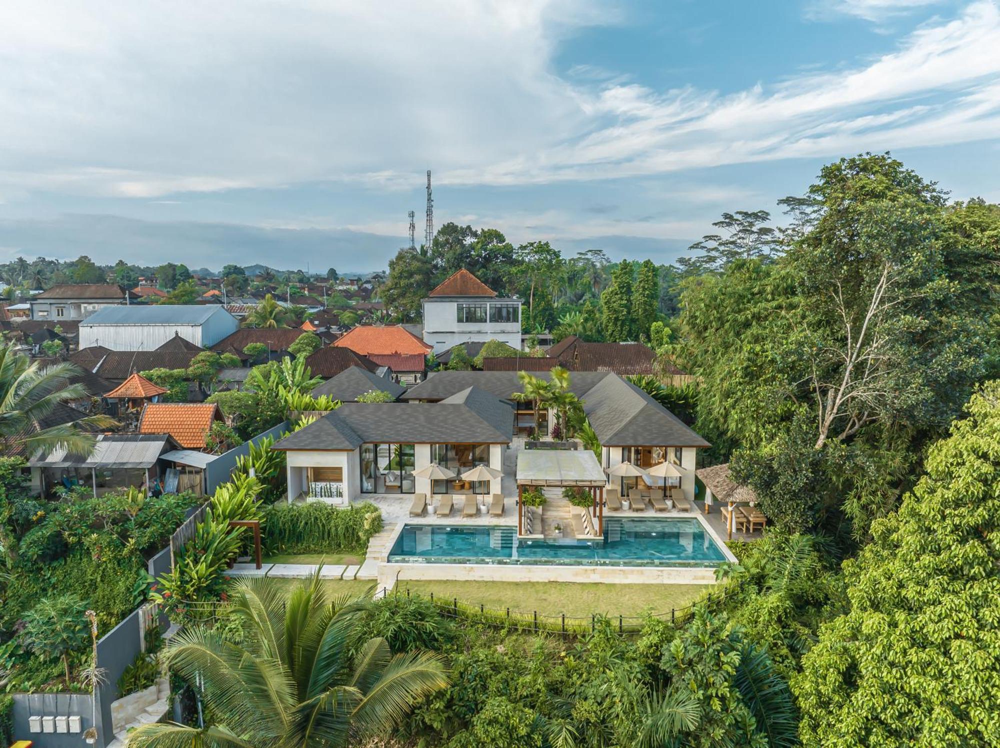 Rosita - Stunning 5br - Sauna, Gym, Rice Field Views Ubud (Bali)