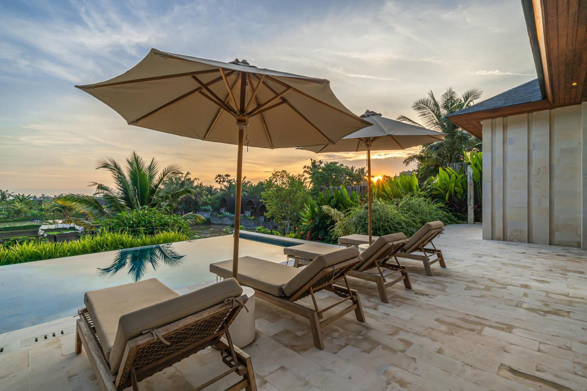 Villa Rosita - Stunning 5br - Sauna, Gym, Rice Field Views *